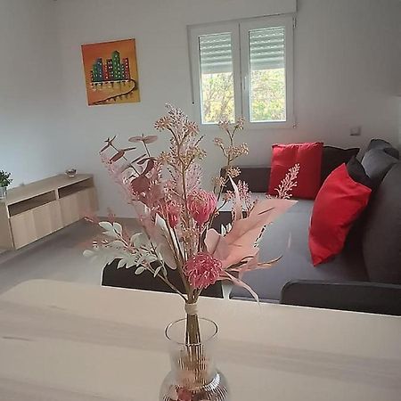 Casa Celia Apartment Валсекийо Екстериор снимка